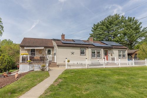 224 Palmer Rd, Monson, MA, 01057-9520 | Card Image