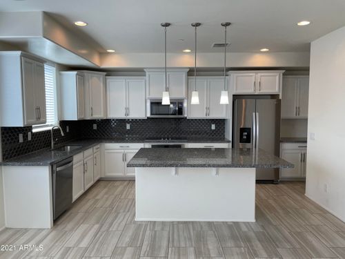 213-1250 N Abbey Ln, Chandler, AZ, 85226-0027 | Card Image