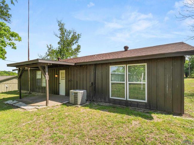 1208 Family World, House other with 3 bedrooms, 1 bathrooms and null parking in Big Sandy TX | Image 14