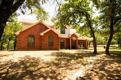 696 Indian Trl, Decatur, TX, 76234-8004 | Card Image