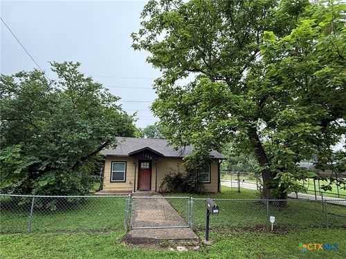 1302 Avenue F, Temple, TX, 76501-6017 | Card Image