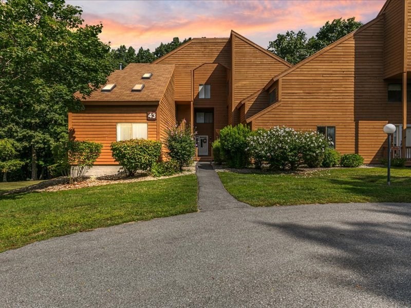 Perkins Ct, Haverhill, MA 01832