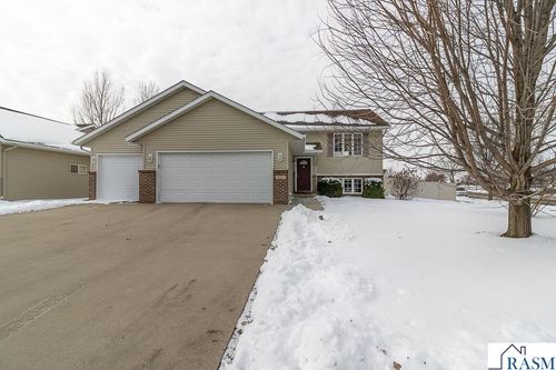 612 Saint Andrews Dr, Mankato, MN, 56001-6298 | Card Image