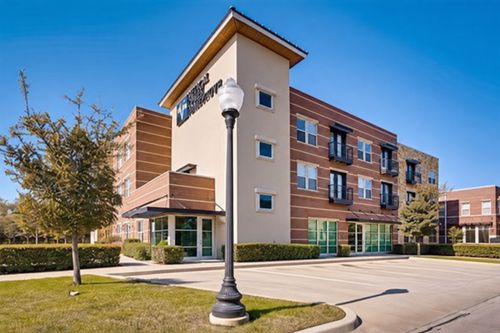 306-1000 Lipscomb St, Fort Worth, TX, 76104-3183 | Card Image