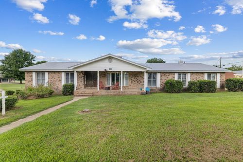 3 Monroe St, Tishomingo, MS, 38873-8449 | Card Image
