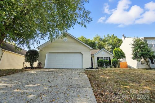 14343 Arbor Ridge Dr, Charlotte, NC, 28273-8880 | Card Image