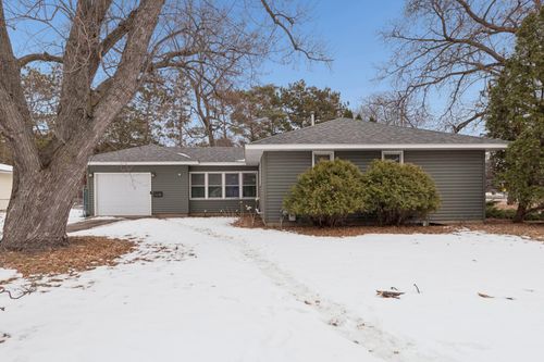 400 E Old Shakopee Rd, Bloomington, MN, 55420-4942 | Card Image
