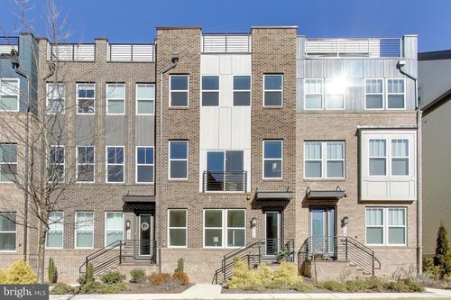 111 Armstrong Pl, GAITHERSBURG, MD, 20878-4763 | Card Image