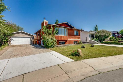 20 Big Springs Green Se, Airdrie, AB, T4A1L2 | Card Image