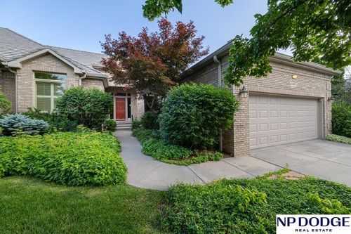 2229 Stone Creek Loop S, Lincoln, NE, 68512 | Card Image