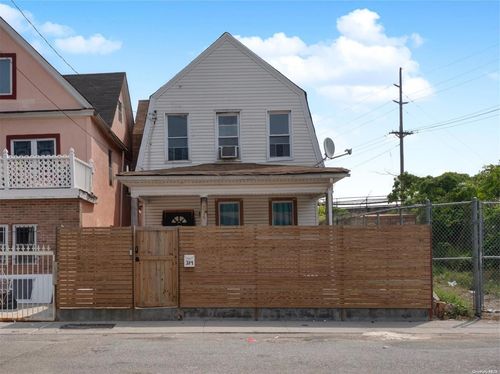 314 Beach 84th St, Rockaway Beach, NY, 11693-1433 | Card Image