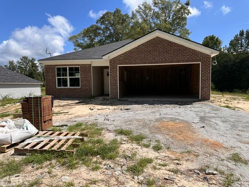 40 Lee Road 237, Smiths Station, AL, 36877-6412 | Card Image