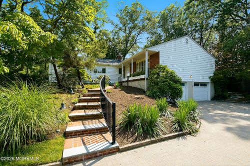 4 Bayhill Rd, Leonardo, NJ, 07737-1801 | Card Image