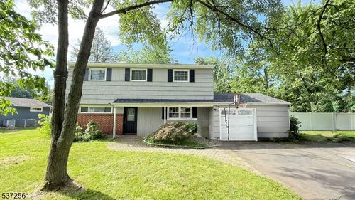 11 Westbrook Ave, Hillsborough, NJ, 08844-4814 | Card Image