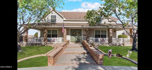 2552 E Ridgewood Ln, Gilbert, AZ, 85298-2062 | Card Image
