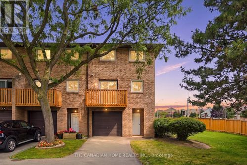 25-985 Limeridge Road, Hamilton (Berrisfield), ON, L8W1X9 | Card Image