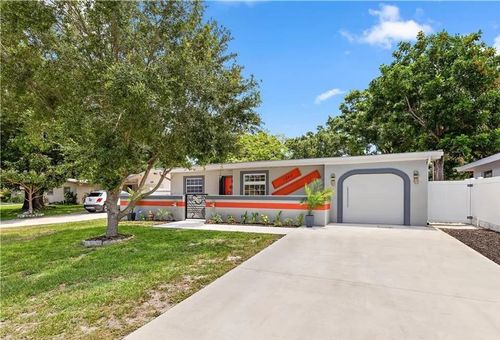 1343 S Hillcrest Ave, Clearwater, FL, 33756-3543 | Card Image
