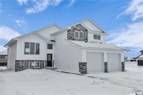 839 Woods Cres, Warman, SK, S0K4S4 | Card Image