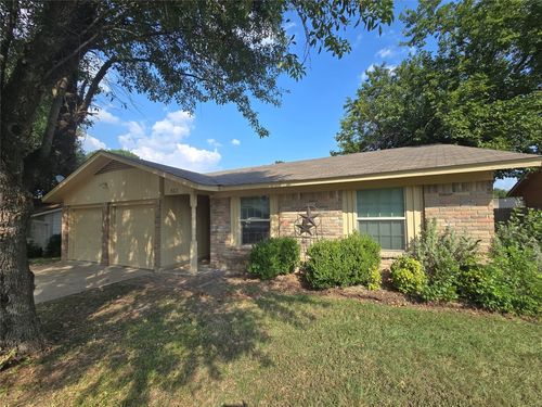 613 Wagon Wheel Dr, Round Rock, TX, 78681-6551 | Card Image