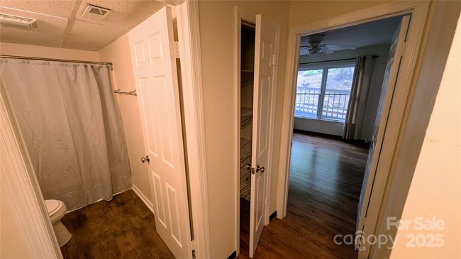 UNIT-402 - 105 Toxaway Views Dr, Condo with 2 bedrooms, 2 bathrooms and null parking in Lake Toxaway NC | Image 15