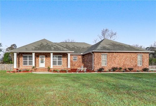 8721 Doobie Ct, Vancleave, MS, 39565-5208 | Card Image