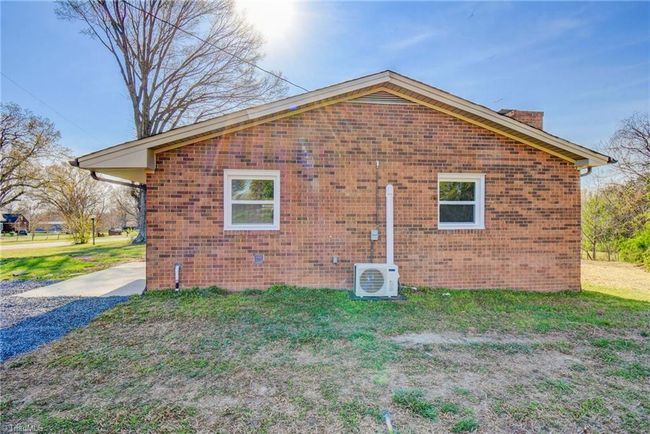 211 Riverside Cir, House other with 3 bedrooms, 1 bathrooms and null parking in Eden NC | Image 35