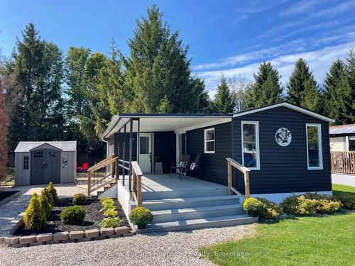 4-starboard-77719 Bluewater Highway, Huron, ON, N0M1G0 | Card Image