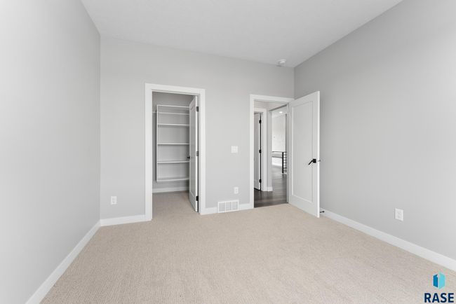 513 N Wildcat Dr, Townhouse with 3 bedrooms, 3 bathrooms and null parking in Sioux Falls SD | Image 38