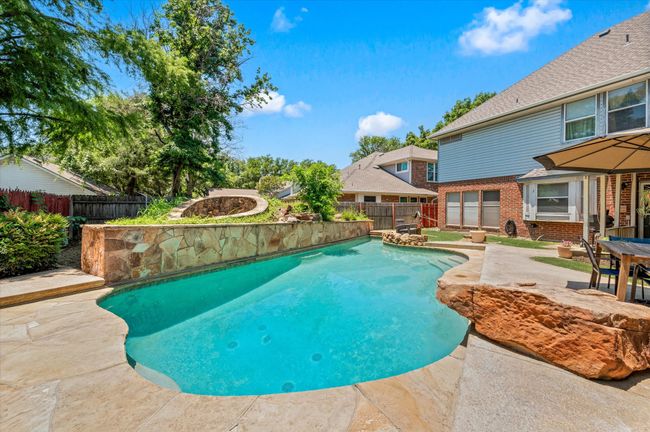 Additional view of the pool. | Image 7