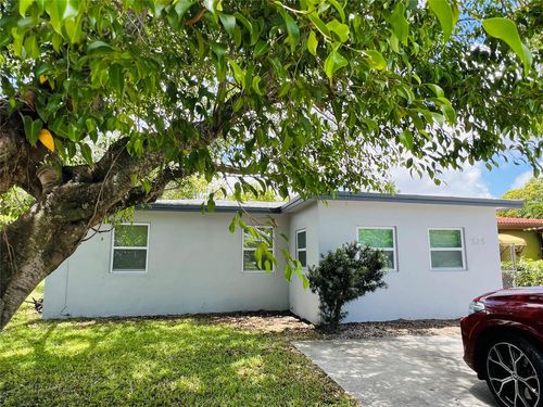 525 Nw 22nd Ave, Fort Lauderdale, FL, 33311-7719 | Card Image