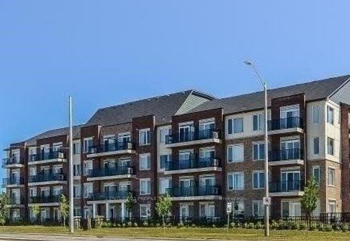 309-54 Sky Harbour Dr, Brampton, ON, L6Y6B9 | Card Image