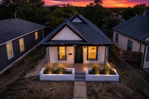 1304 N Fairview, Wichita, KS, 67203 | Card Image
