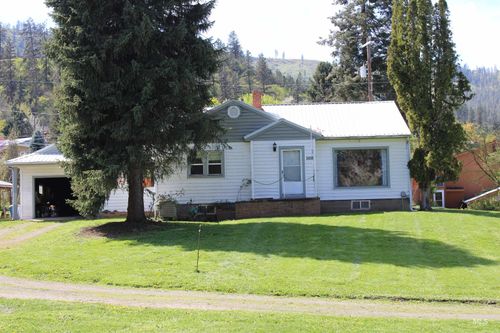 1109 3rd St, Kamiah, ID, 83536-5333 | Card Image