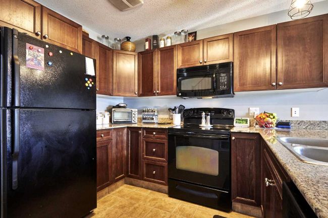 55 Somerset Lane Se, Home with 2 bedrooms, 1 bathrooms and 2 parking in Medicine Hat AB | Image 7