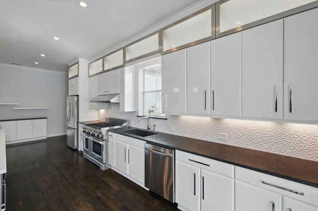 2023 Crockett Cir, House other with 4 bedrooms, 4 bathrooms and null parking in Irving TX | Image 7