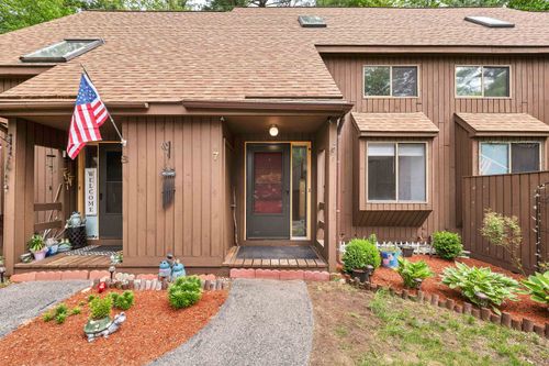 7 Victoria Dr, Merrimack, NH, 03054-3115 | Card Image