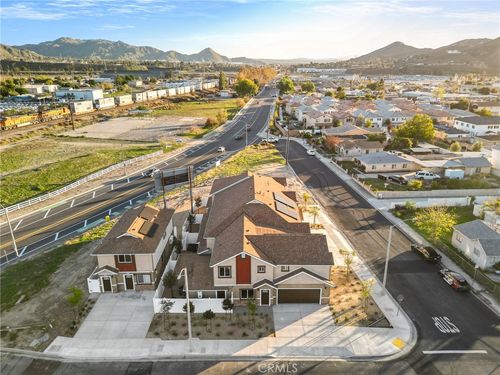 302 W Congress St, Colton, CA, 92324-3309 | Card Image