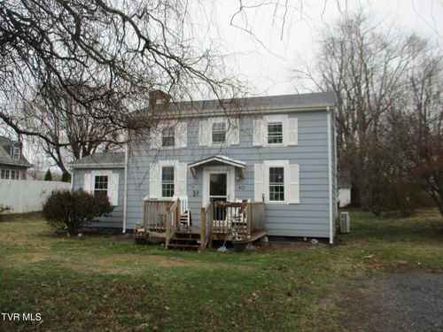 431 Maple St, Glade Spring, VA, 24340-2607 | Card Image