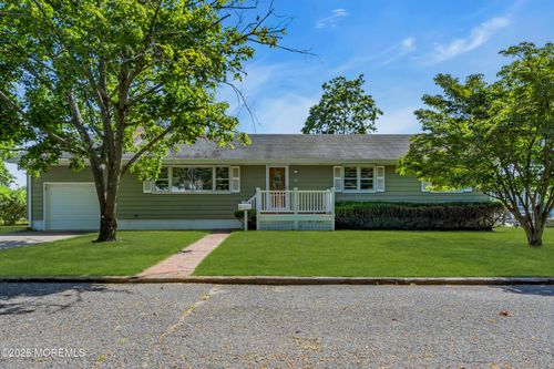 71 Lenox Avenue, Oakhurst, NJ, 07755 | Card Image