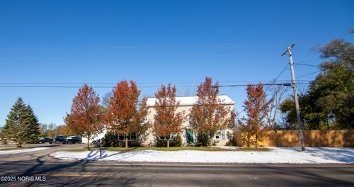 12200 S River Rd, Grand Rapids, OH, 43522-9333 | Card Image