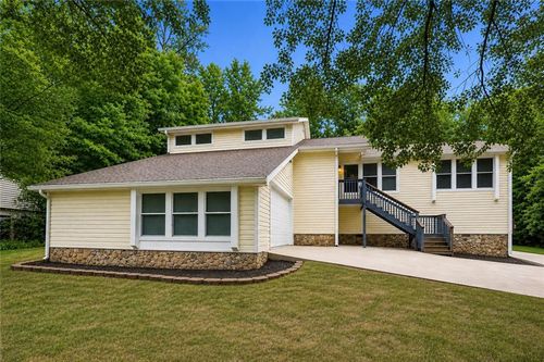 1920 Oakleaf Ln, Lithia Springs, GA, 30122-2784 | Card Image