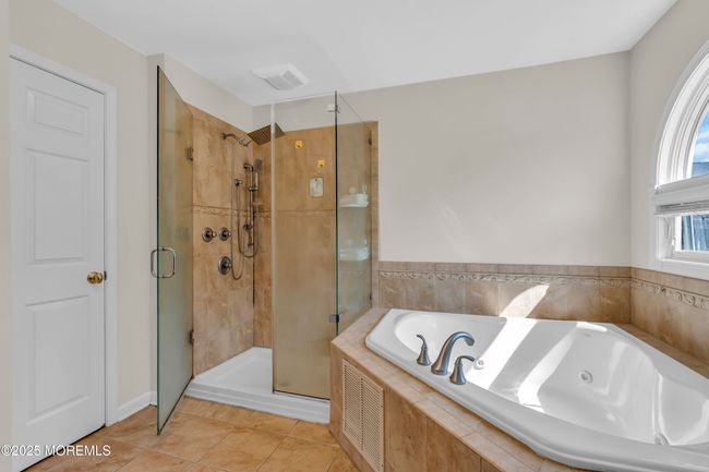 11 Marissa Ct, House other with 4 bedrooms, 4 bathrooms and null parking in Atlantic Highlands NJ | Image 22