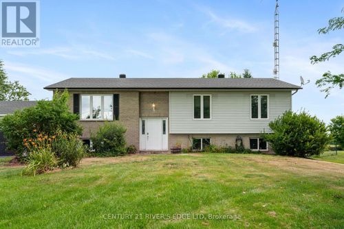 11888 County Rd 18 Road N, South Dundas, ON, K0C2H0 | Card Image