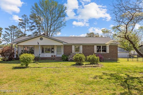 4021 Sunny Lane Dr, Ayden, NC, 28513-7134 | Card Image
