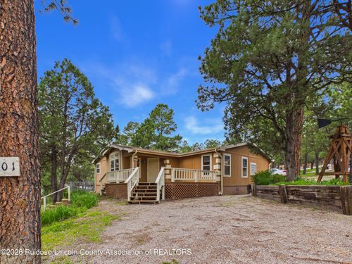 101 Beulah Ln, Ruidoso, NM, 88345-9081 | Card Image