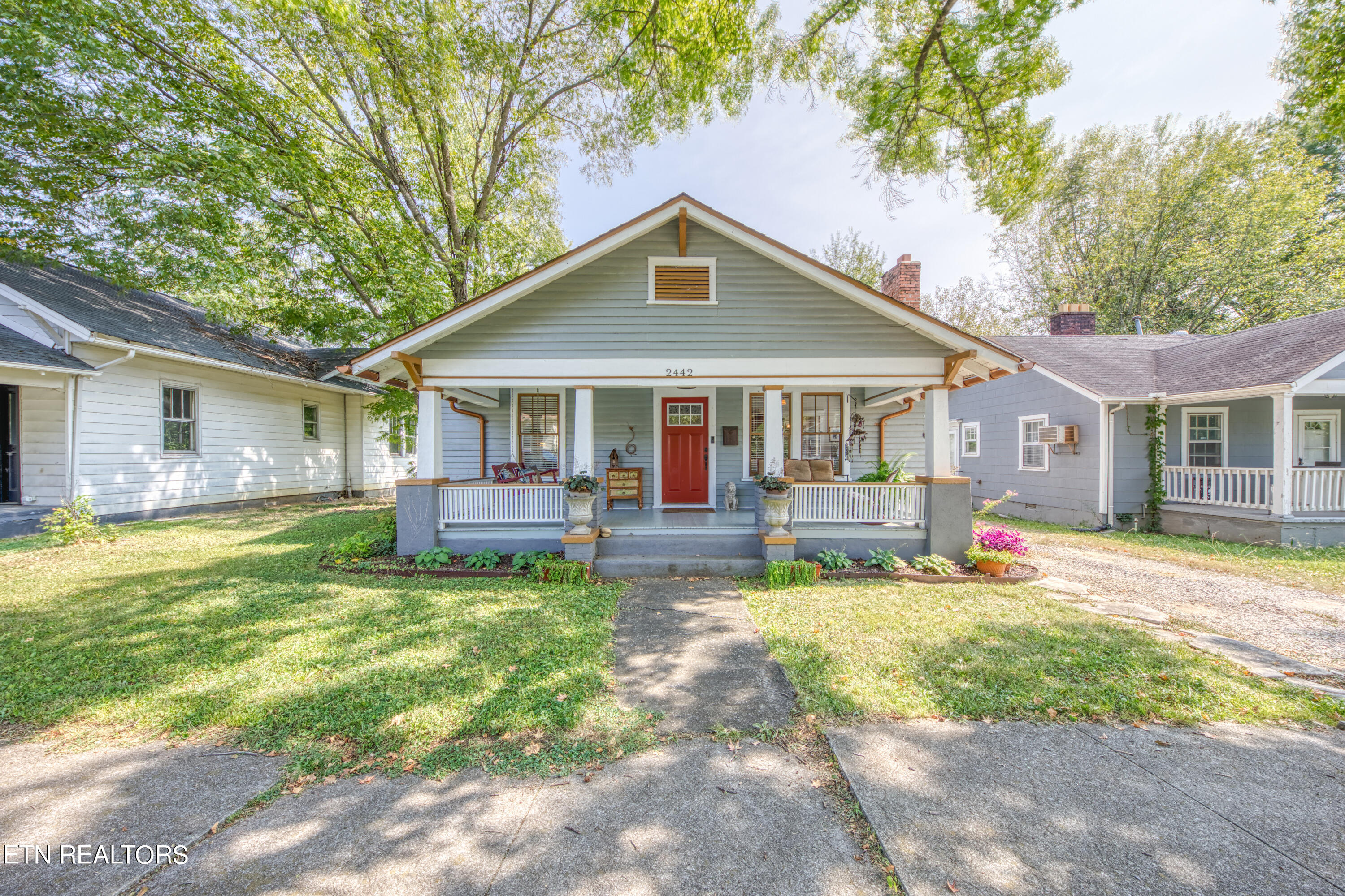 Woodbine Ave, Knoxville, TN 37917