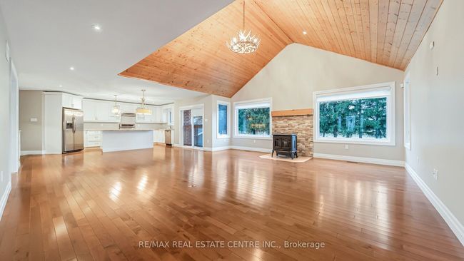 294288 - 8th Line, House other with 4 bedrooms, 4 bathrooms and 50 parking in Amaranth ON | Image 5