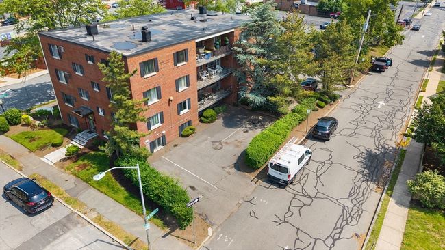 APT-6 - 50 Tuttle St, Condo with 2 bedrooms, 1 bathrooms and 1 parking in Wakefield MA | Image 23