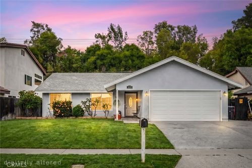 879 Mango St, Brea, CA, 92821-3637 | Card Image
