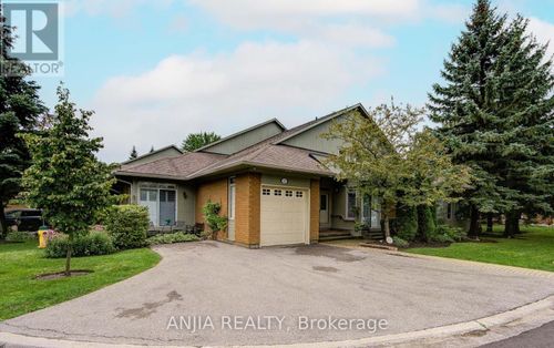 52 Augusta Drive Way, Markham (Greensborough), ON, L6E1B5 | Card Image